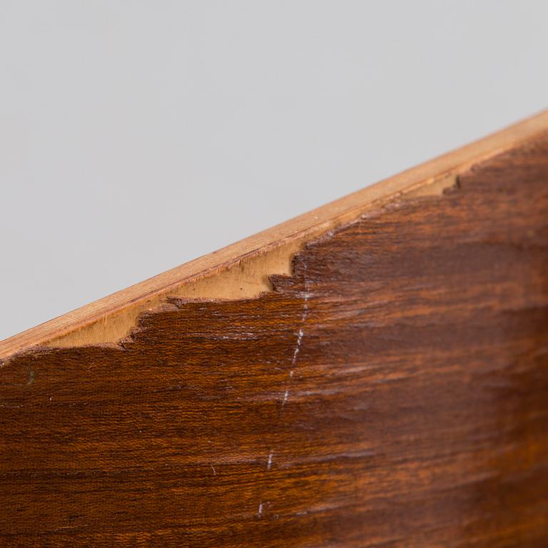 STOLAR, 2 st, Olof Kettunen, tillverkare J. Merivaara, 1900-talets mitt.