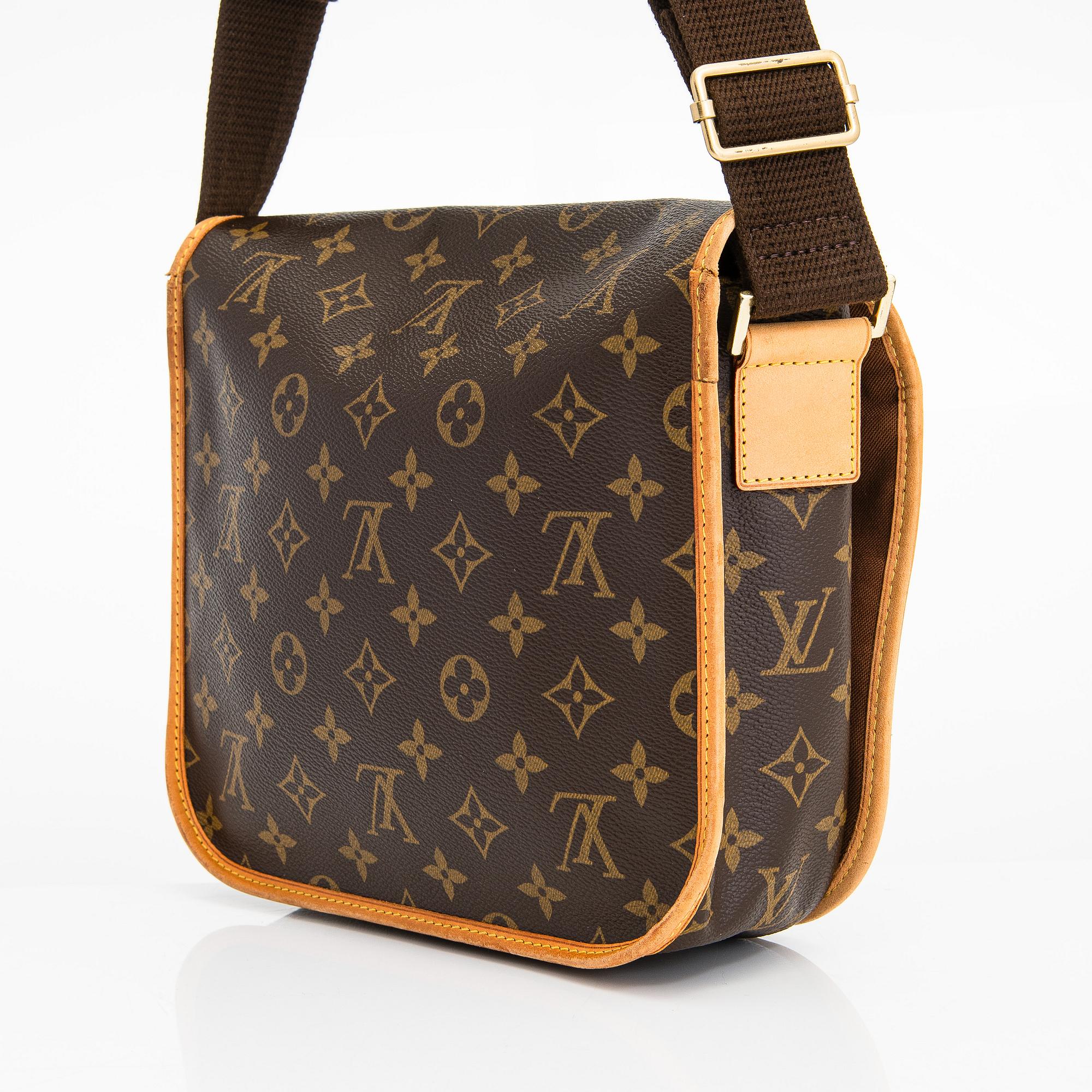 Louis Vuitton, "Bosphore Messenger PM", väska.