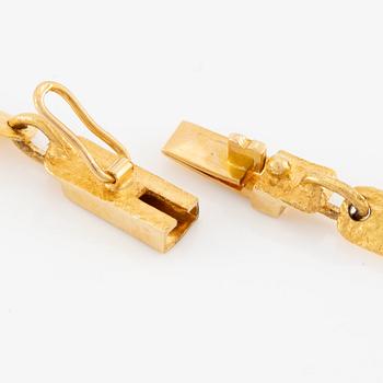 A Björn Weckström, necklace "Offer stone" 18K gold with aquamarine. Lapponia 1973.