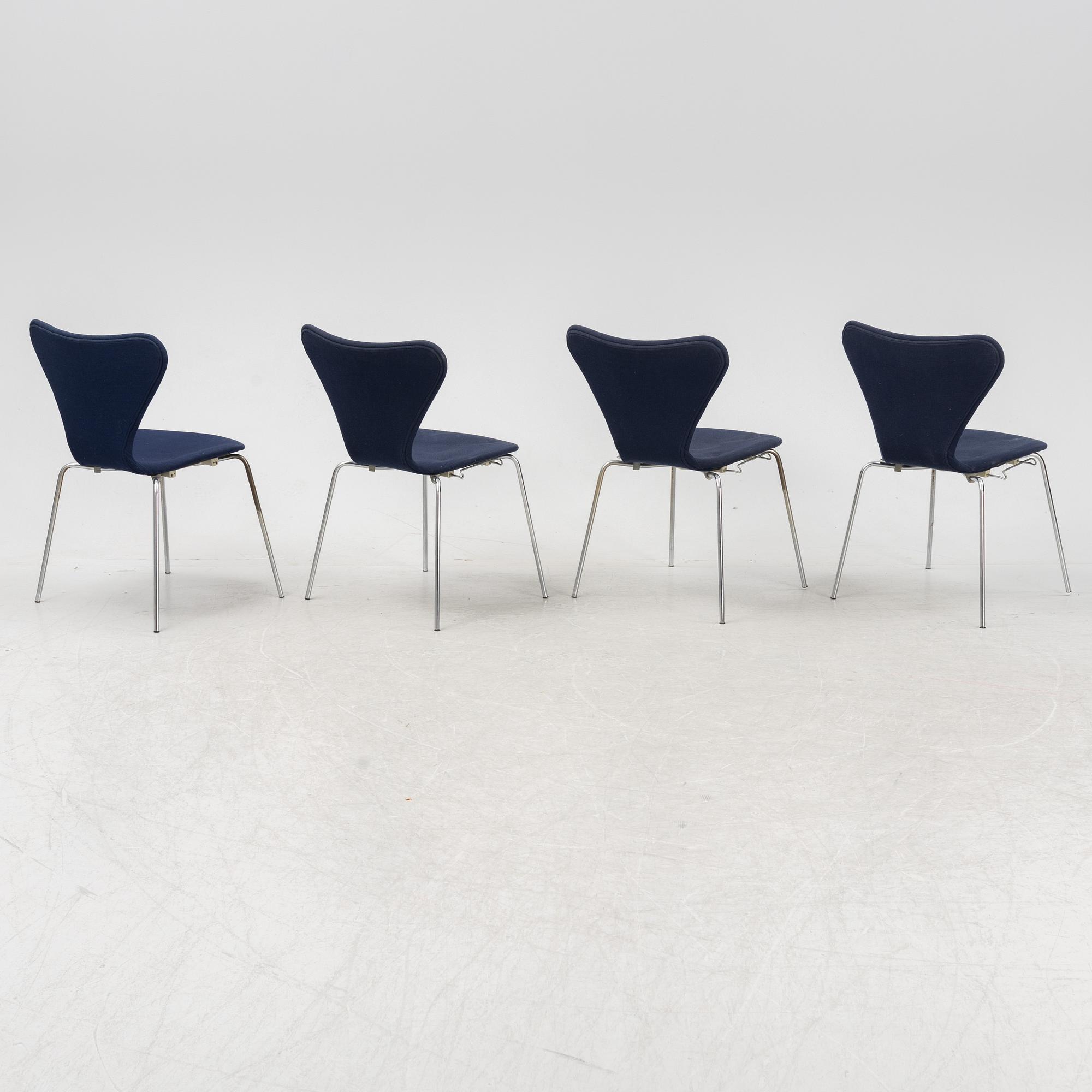 Arne Jacobsen, stolar, 4 st, "Sjuan", Fritz Hansen, Danmark, 1970-tal.
