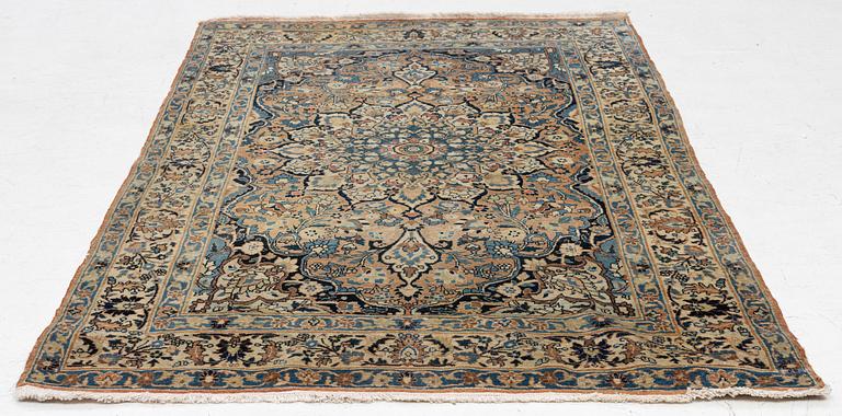 Rug, antique Tabriz, approx. 113 x 190 cm.