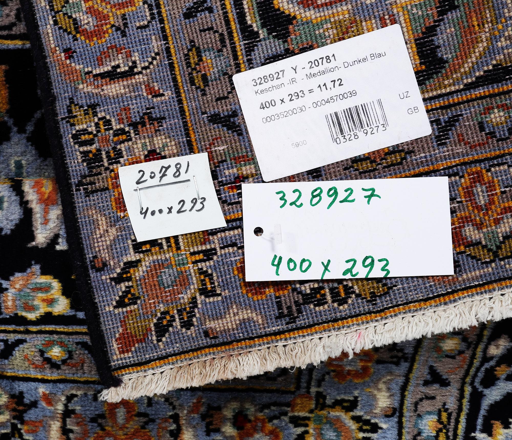 Matta, Keshan, ca 400 x 293 cm.