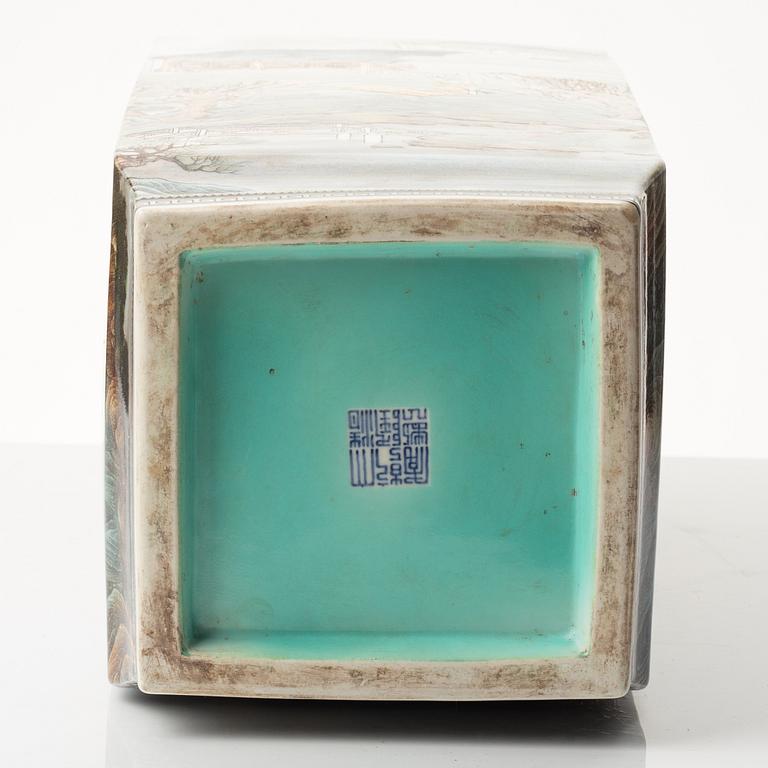 A large Chinese porcelain vase, modern.