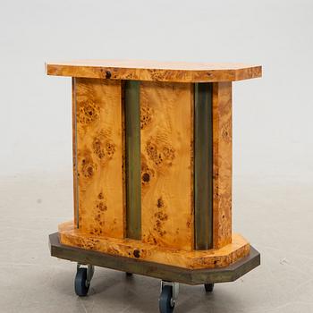 Sideboard modern tillverkning.