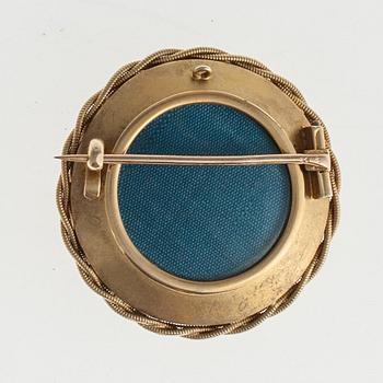 A BROOCH, 18K gold, old cut diamond c. 0.35 ct. Late1800 s. Weight 14,2 g.