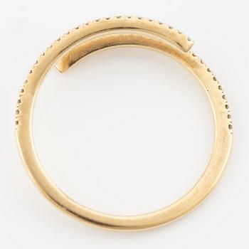 Engelbert, ringar, 2 st, "Petit Spin ring" samt "Double Spin ring", 18K guld, den ena med briljantslipade diamanter.