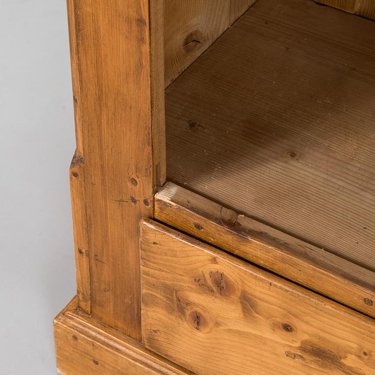 Kaappi, 1900-luvun loppu.