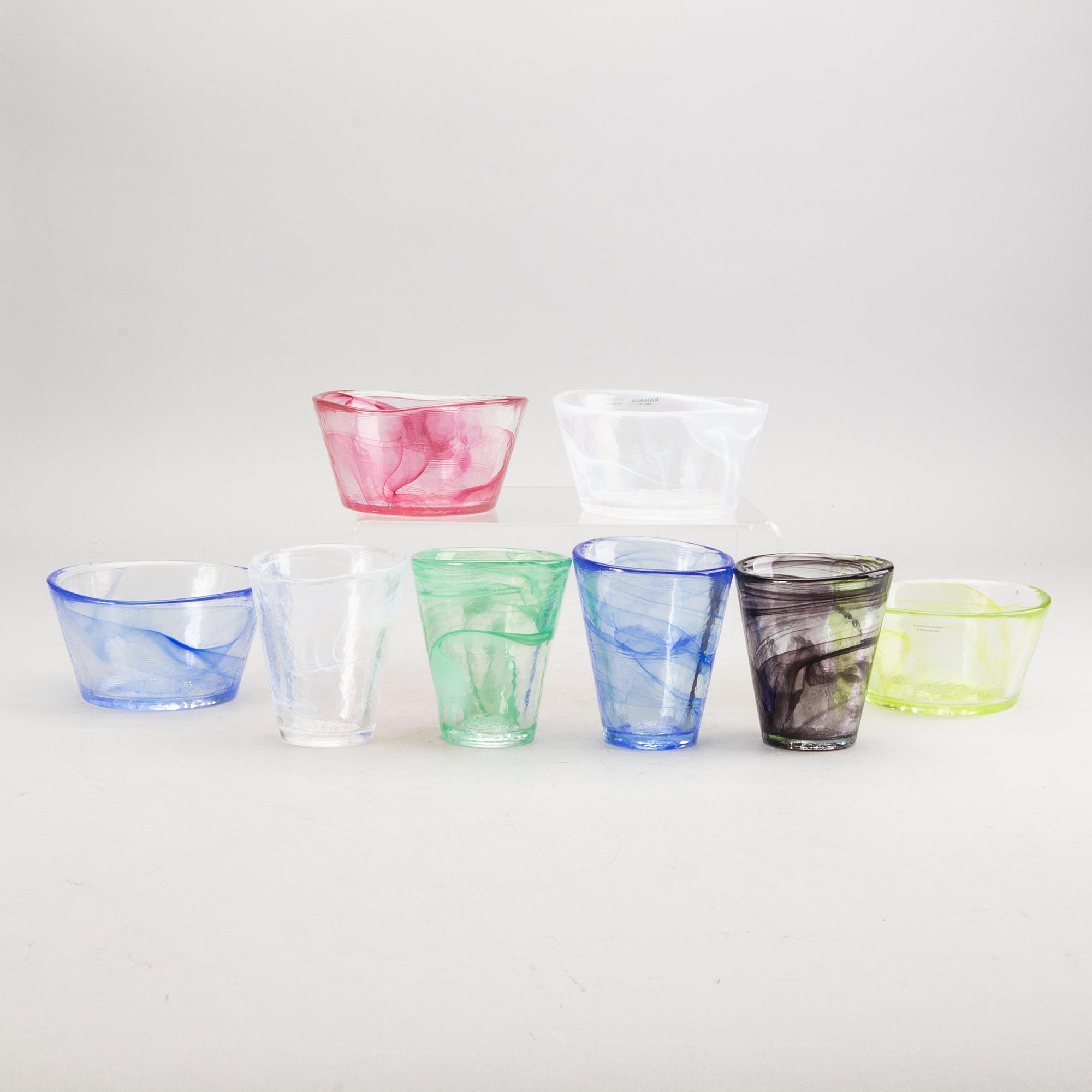 Ulrica Hydman-Vallien, servis 43 dlr "Mine - Nobody else's" Kosta Boda sent 1900-tal glas.
