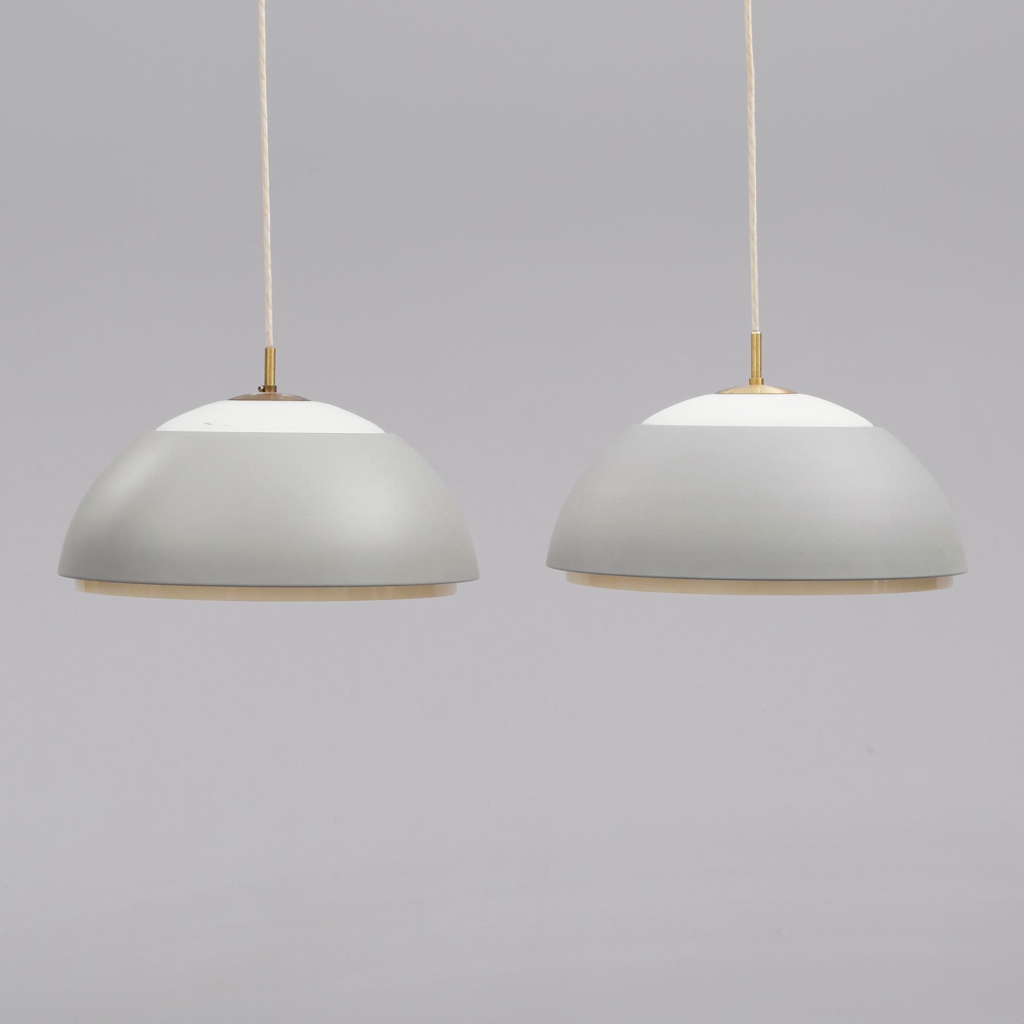 TAKLAMPOR, 1 par, 1900-talets andra hälft. höjd ca 20 cm.