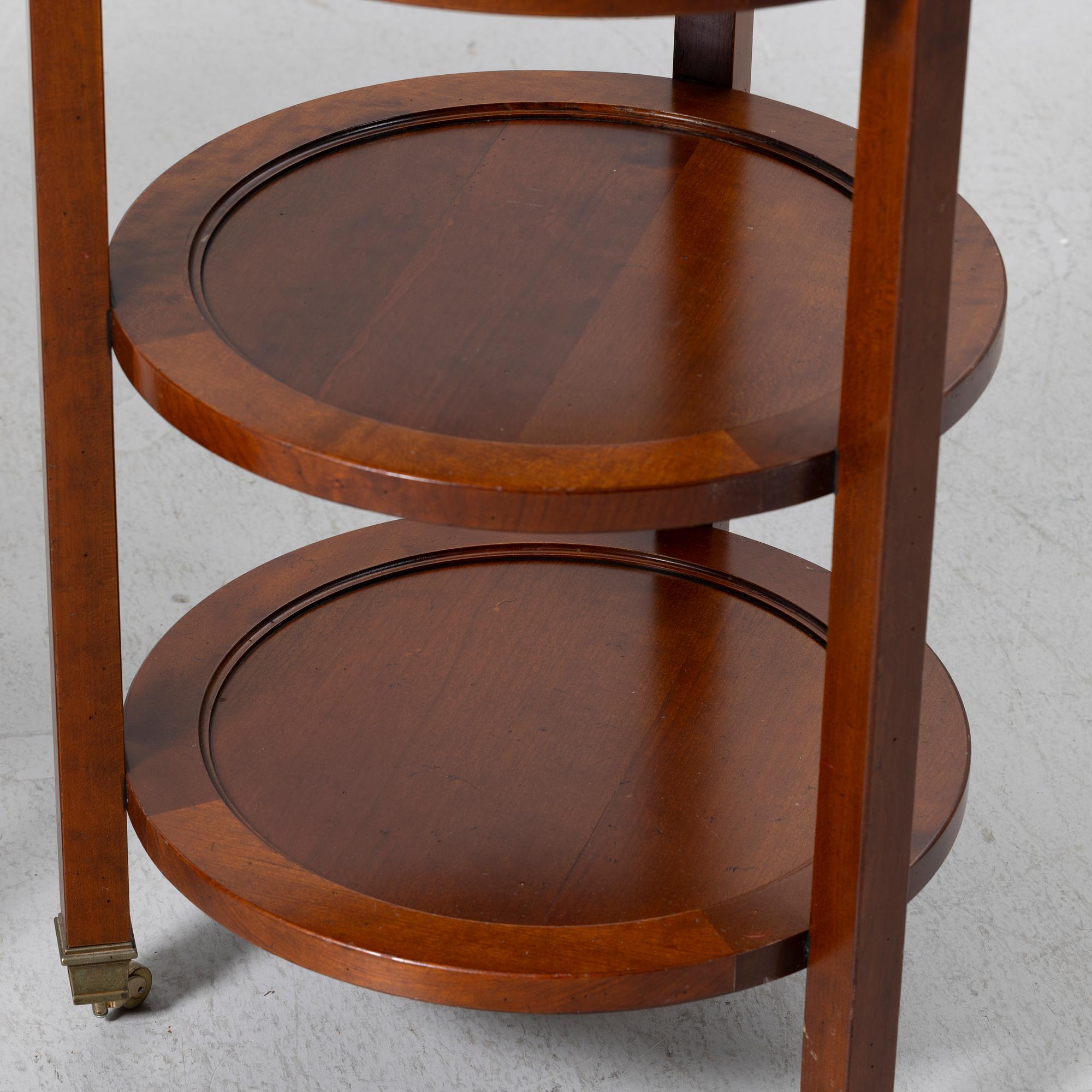 Serving tables, a pair, Grange, France, 20th/21st century.
