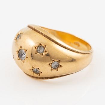 Ring, 18K gold, bombé, set with white stones.