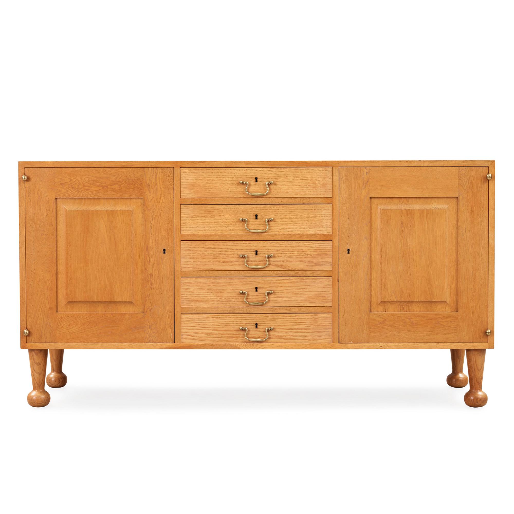 Josef Frank, an elm and mahogany sideboard, Svenskt Tenn, model 727, probably 1960's.