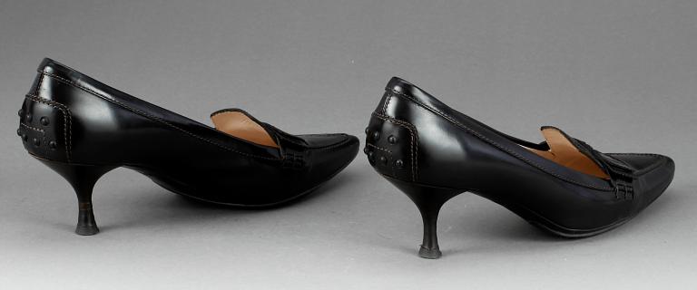 SKOR, Tod's.