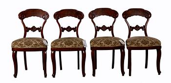 SOFFA samt 4 STOLAR, nyrokoko 1800-talets andra hälft.
