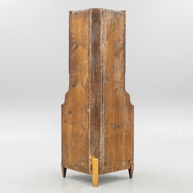 Corner cabinet. Folk art. 19th century.