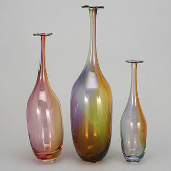 VASER, 3 st, glas, Kjell Engman, Kosta Boda. Ej signerade.