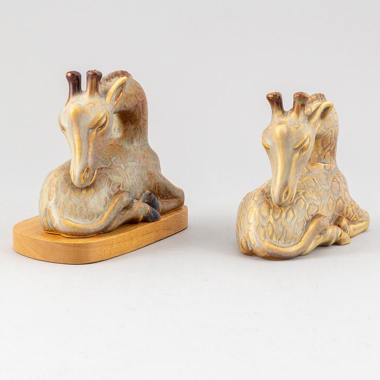 GUNNAR NYLUND, two stoneware sculptures of giraffes, Rörstrand, Sweden.