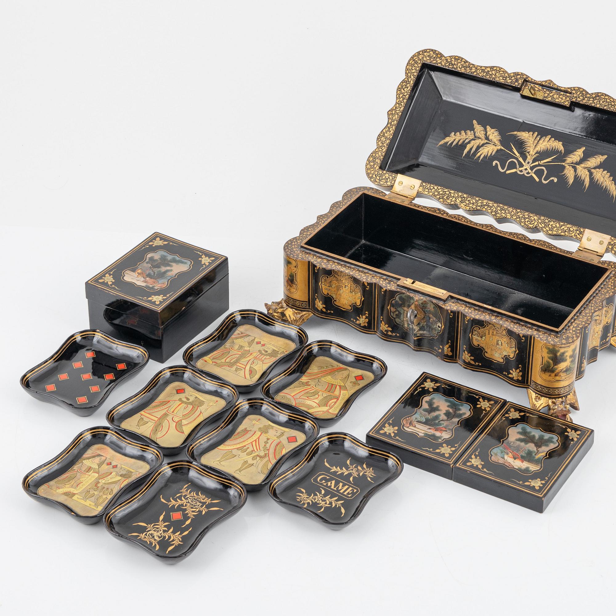 A Chinese lacquered gaming set, late Qing dynasty.