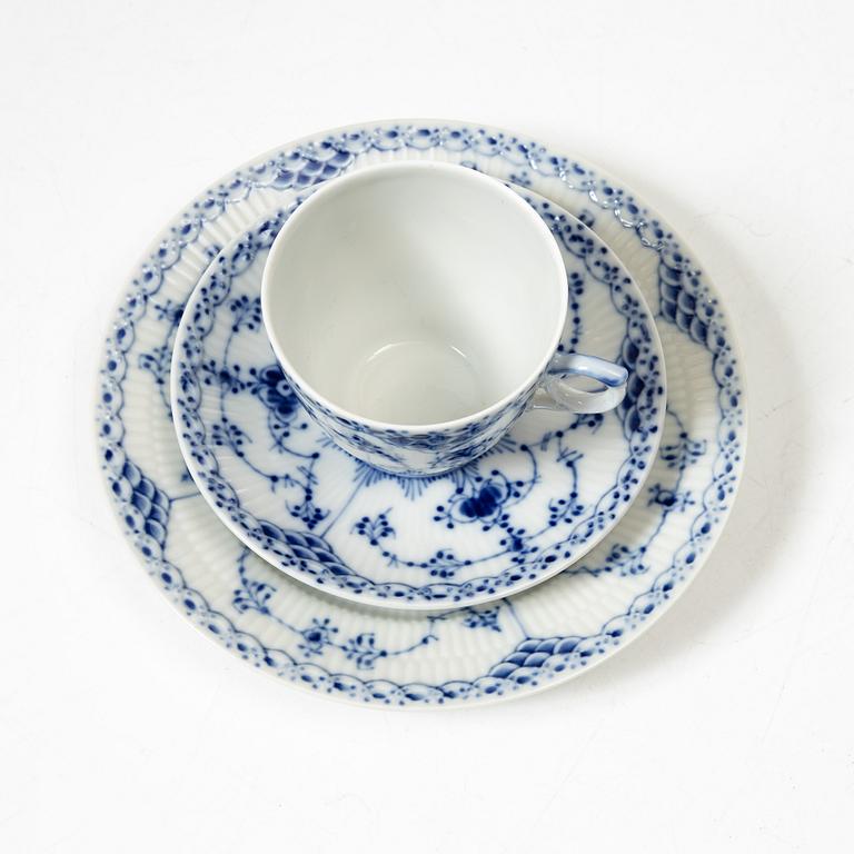 Royal Copenhagen, Coffee service, 34 pieces, "Musselmalet", Royal Copenhagen, Denmark.