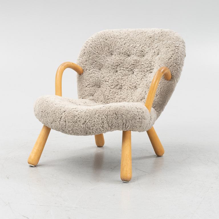 Arnold Madsen, tillskriven, fåtölj "Muslinge/ Clam Chair", Scandinavian Modern, 1940-50-tal.