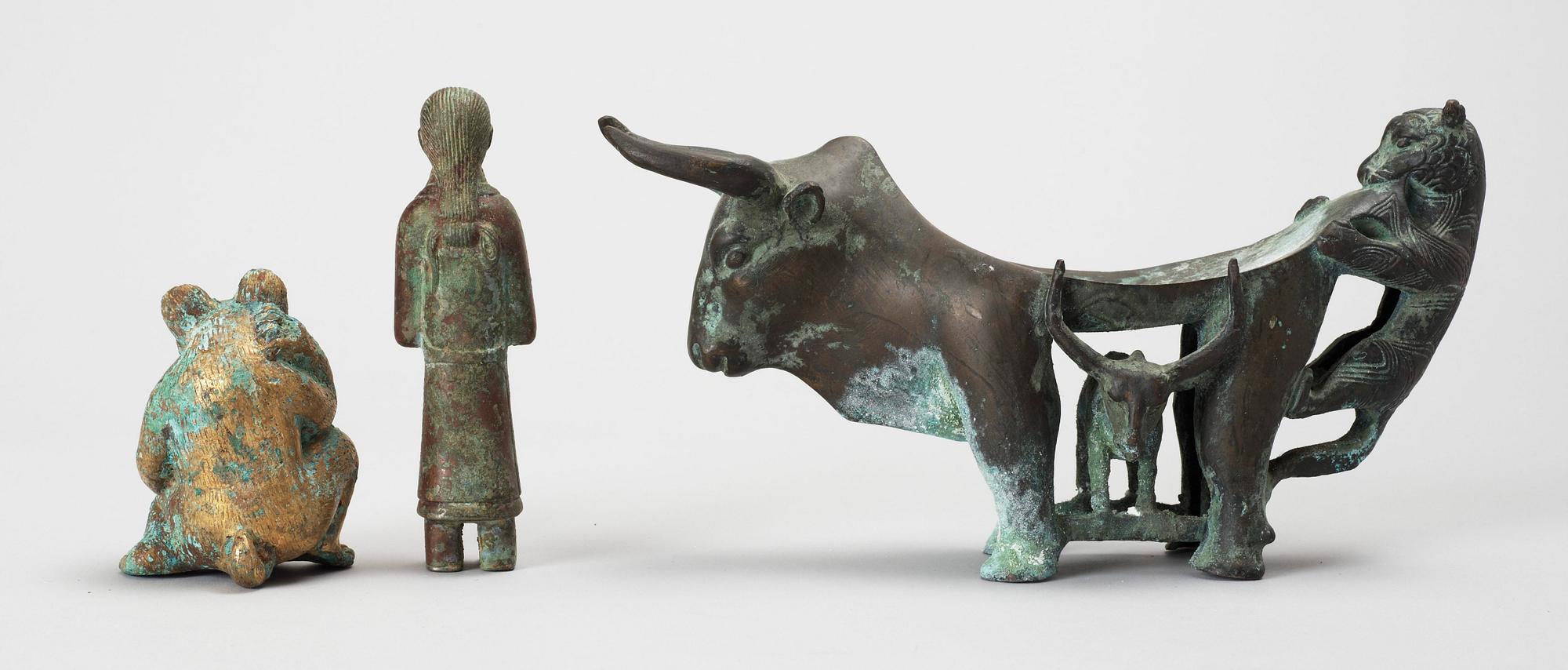 FIGURINER, 3 st, metall, Kina, 1900-tal.
