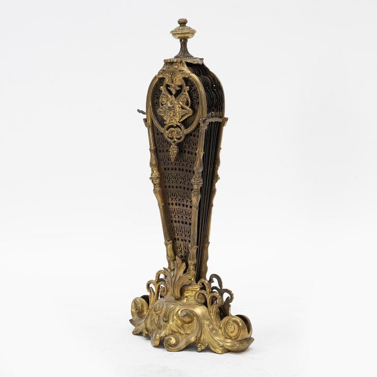 A brass fire grid, early 20th century.