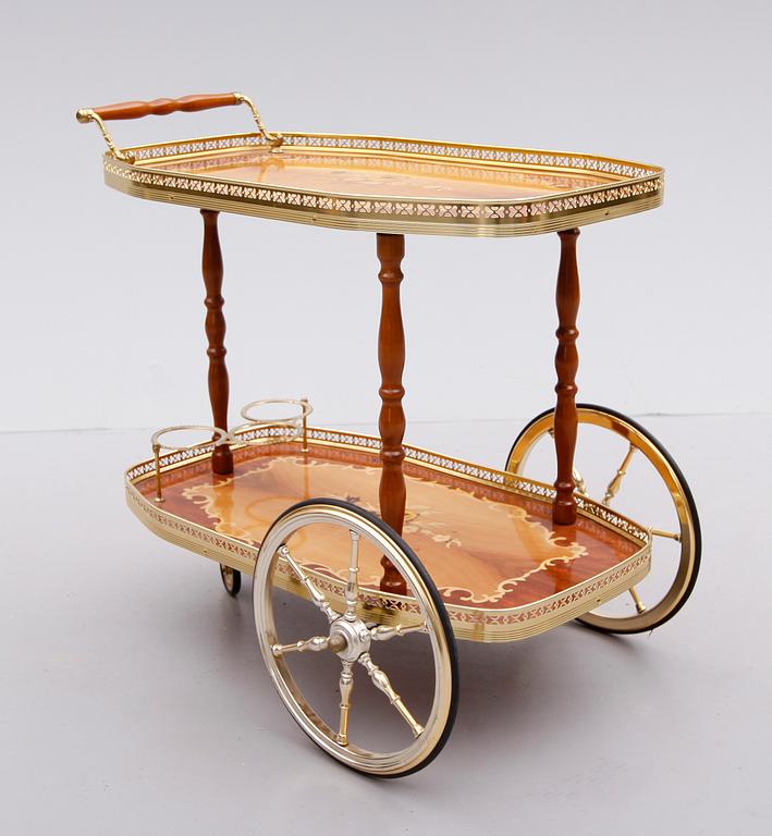 SERVERINGSVAGN, 1900-talets andra hälft.