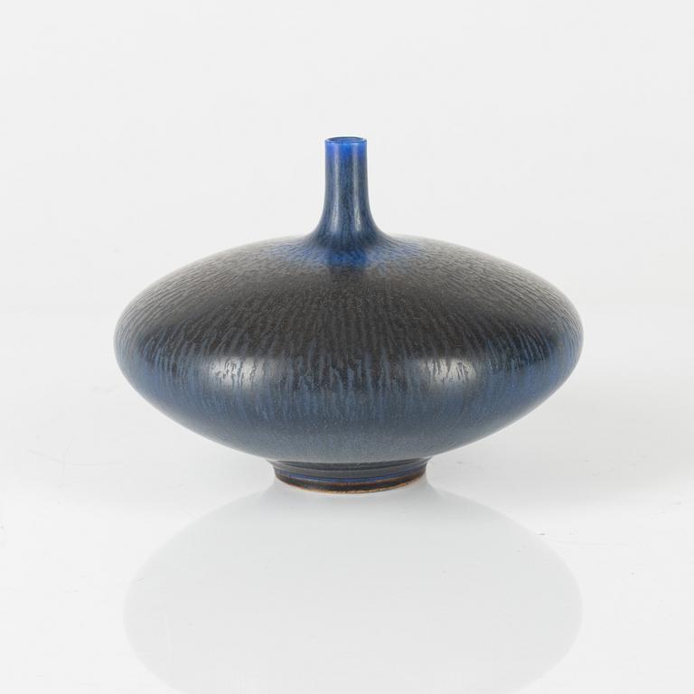 Berndt Friberg, vas, stengods, Gustavsbergs studio 1964.