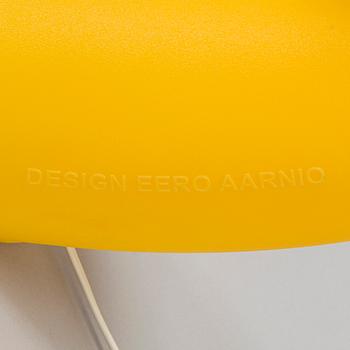 Eero Aarnio, A table lamp 'Swan' for Melaja Oy, 2007.