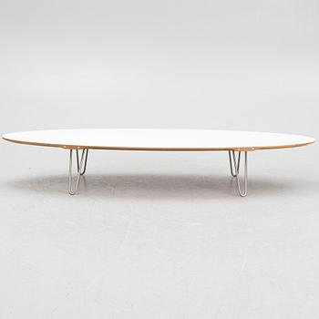 Aksel Kjersgaard, soffbord, modell 1881, Odder, Danmark.