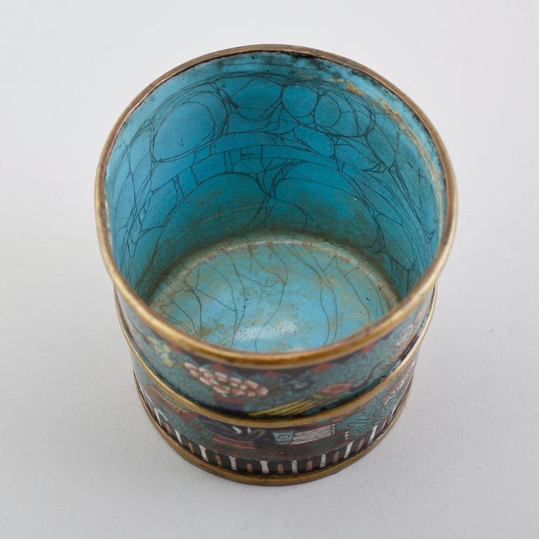 VAS, emaljarbete, Kina, 1800-/1900-tal.