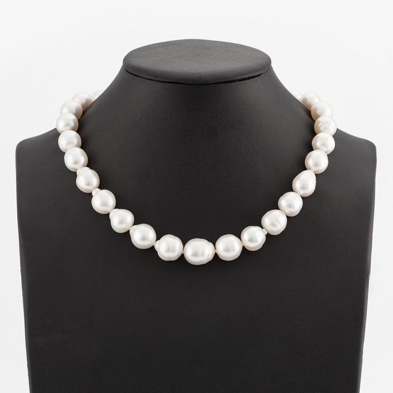 A cultured South Sea pearl necklace.