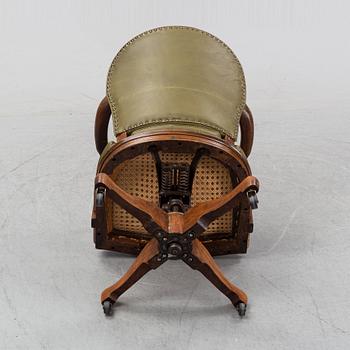 A desk chair, The Sikes Company, Buffalo, New York, first half of the 20th century.