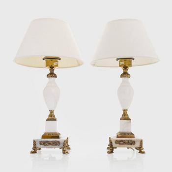 A pair of 1960/70s tablelamps.