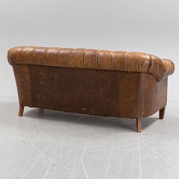 A Chesterfield model sofa, 1920s / 30s.