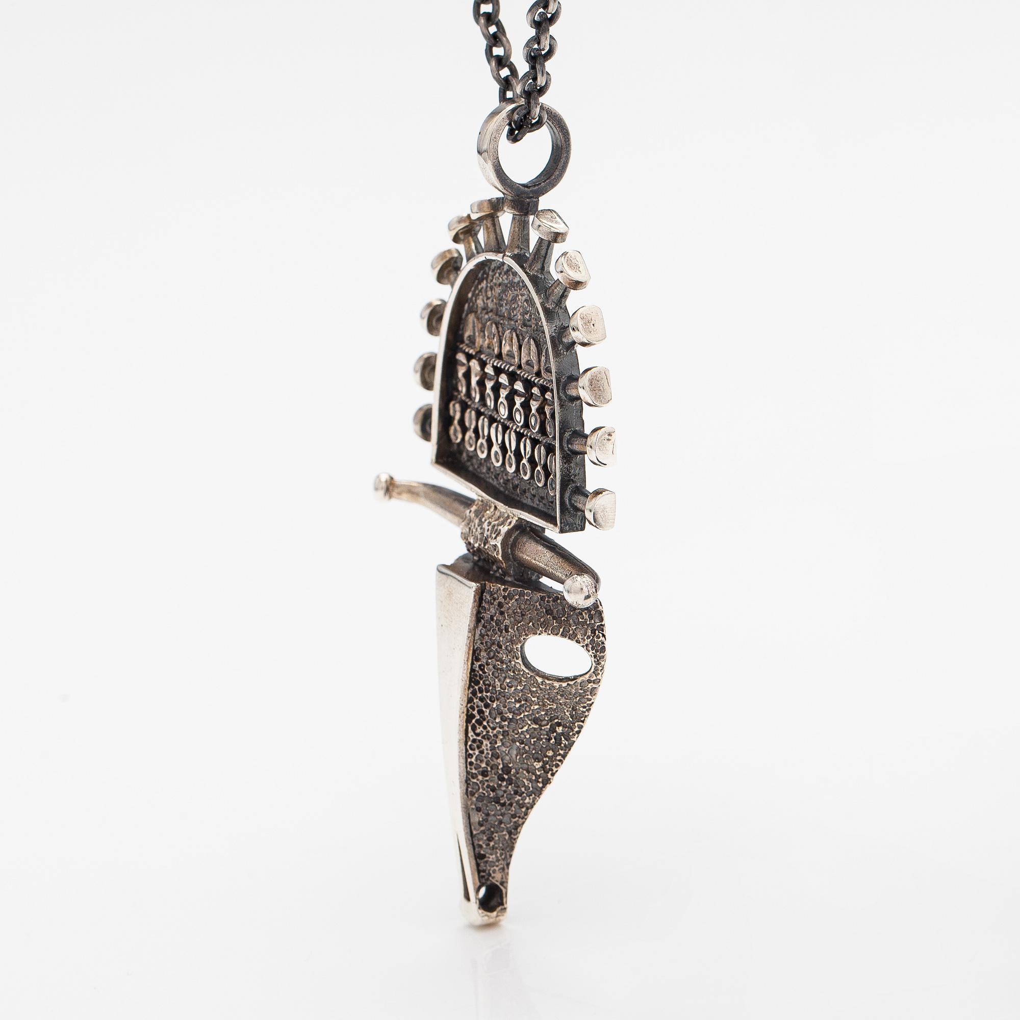 Jorma Laine, Kaulkoru "Härkäpää", hopeaa. Turun Hopea, Turku.