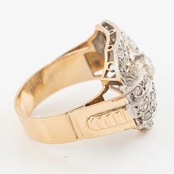 Ring 18K guld och platina med gammalslipad diamant och rosenslipade diamanter.