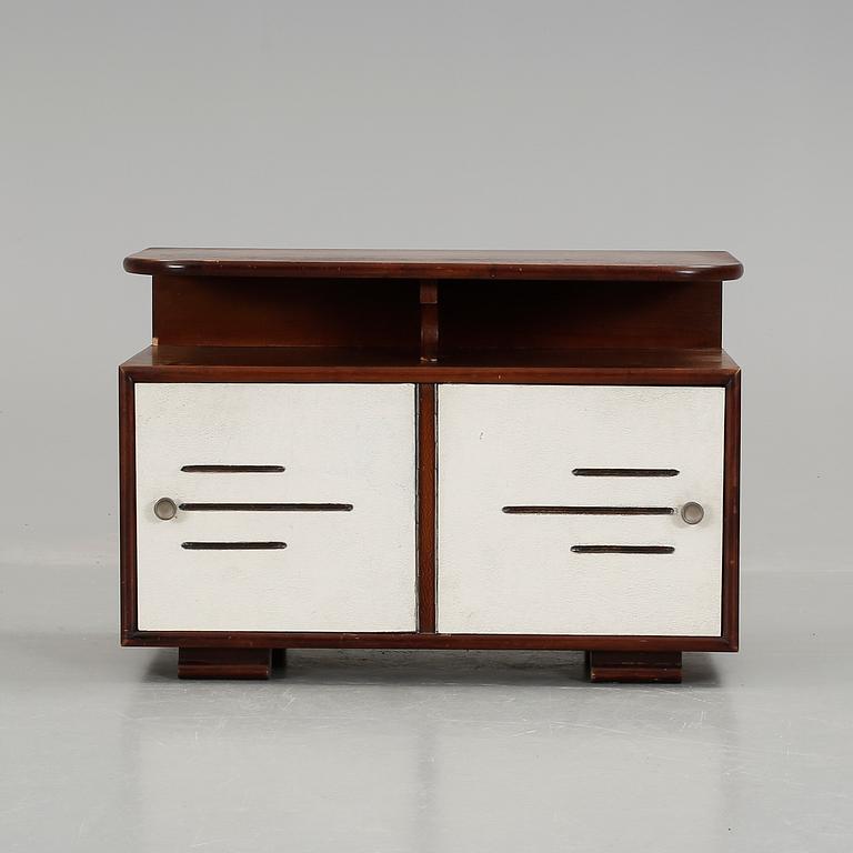 SKÅP, funkis, 1930-tal.