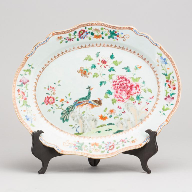 A famille rose 'double peacock' serving dish, Qing dynasty, Qianlong (1736-95).