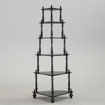 HÖRNHYLLA, 1900-talets första hälft.