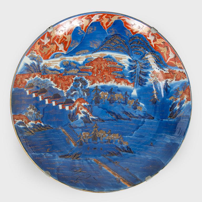Praktfat, 2 st, porslin, Japan 1900-talets mitt.