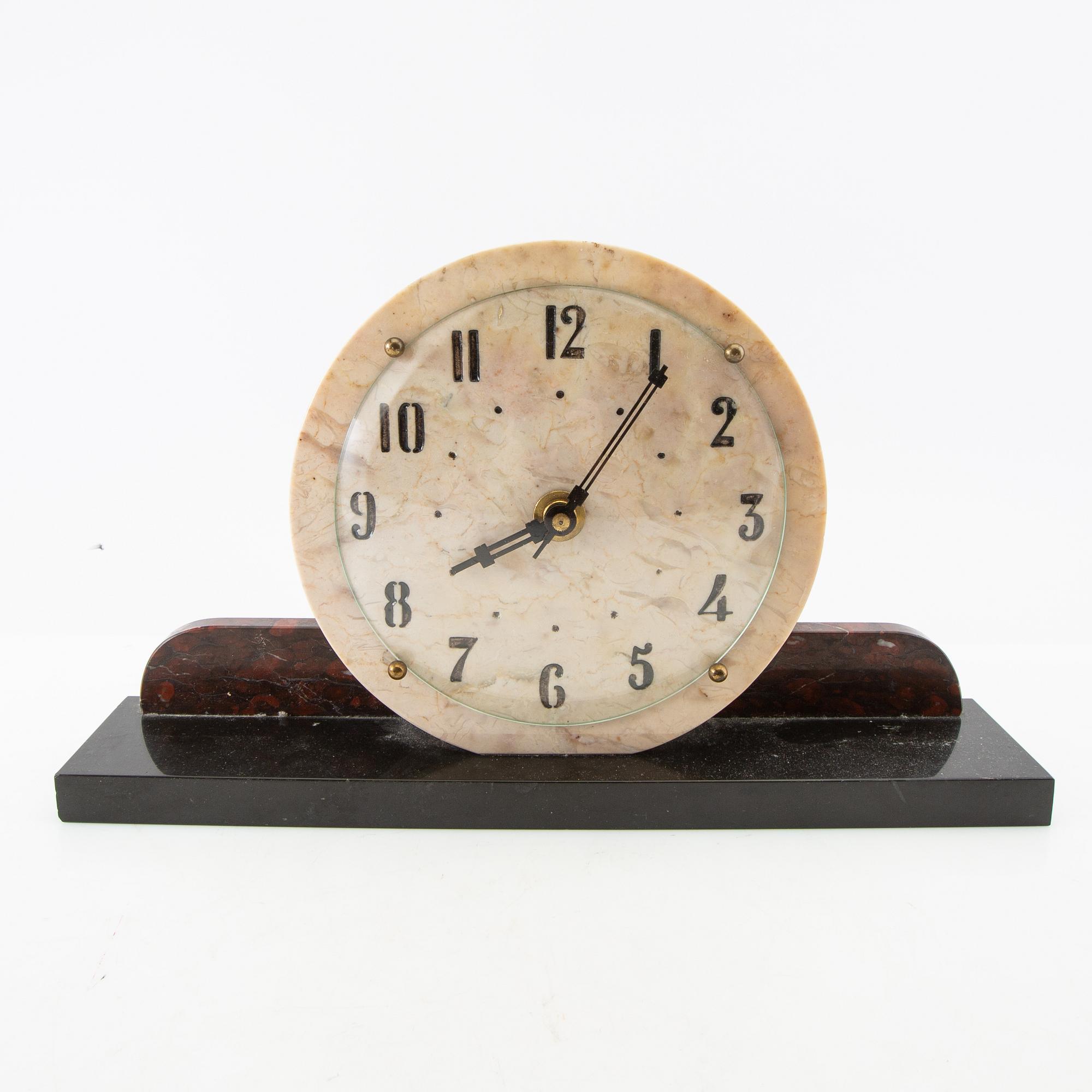 Table garniture 3 dlr Art Deco first half of the 20th century.