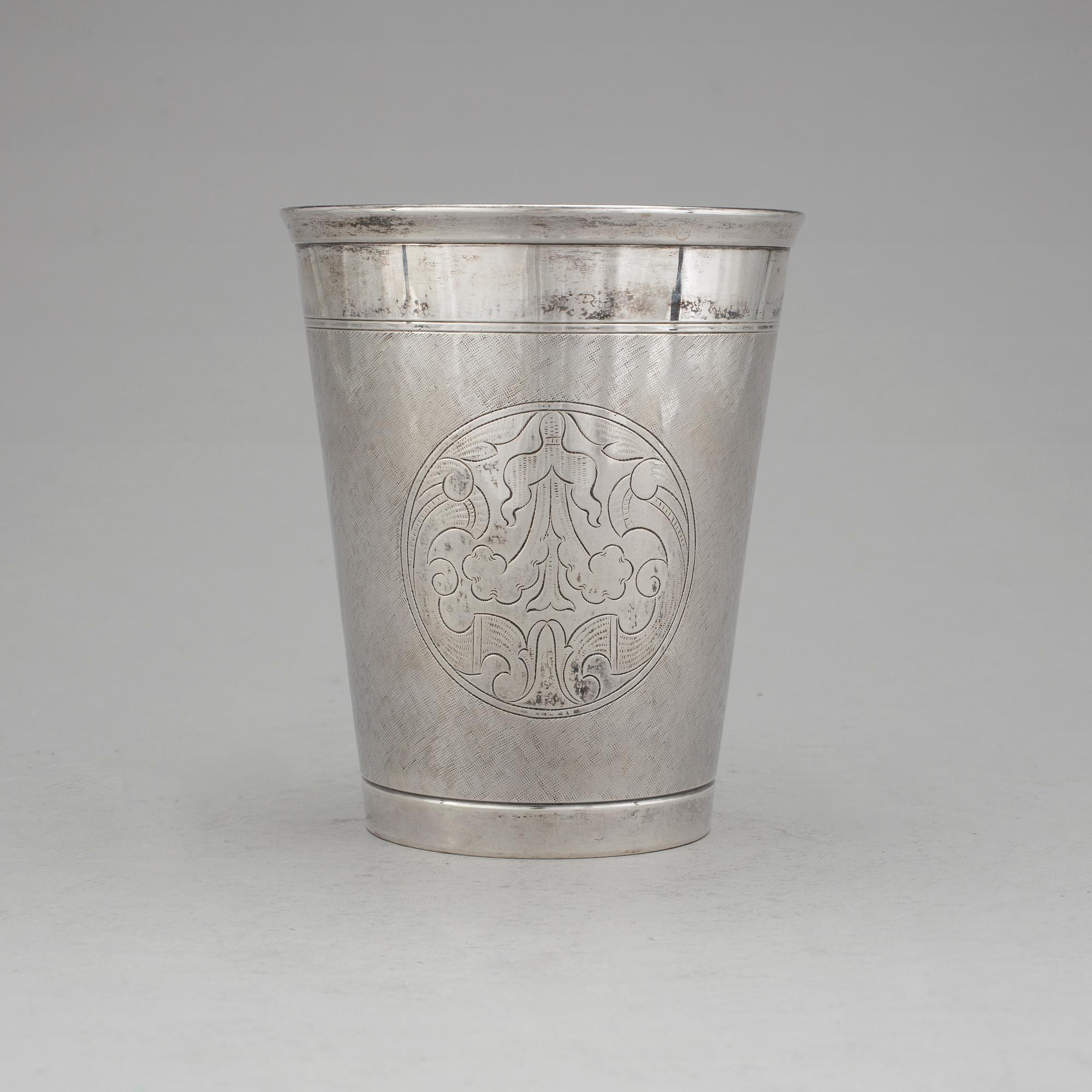 BÄGARE, silver, W.A Bolin, Stockholm, 1947. Vikt ca 500 g.
