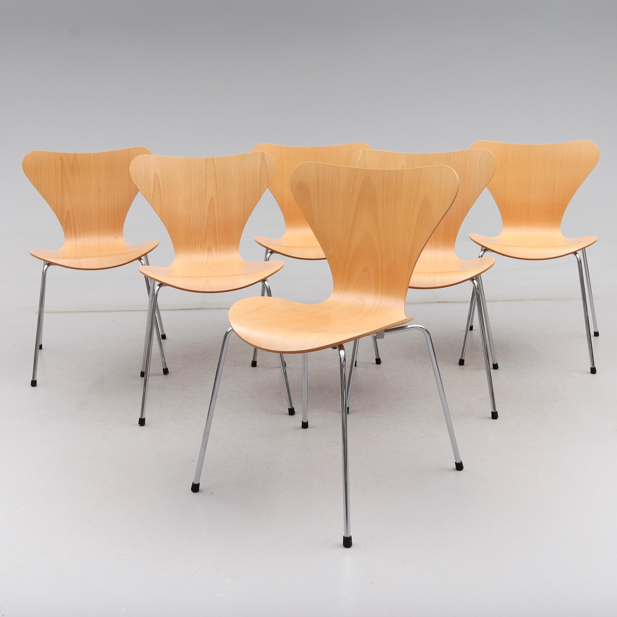 STOLAR, 6 st, "Sjuan", Arne Jacobsen för Fritz Hansen, 1900-talets andra hälft.
