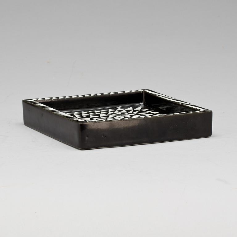ASKFAT, stengods, "Domino", Stig Lindberg, Gustavsberg, 1900-talets andra hälft.