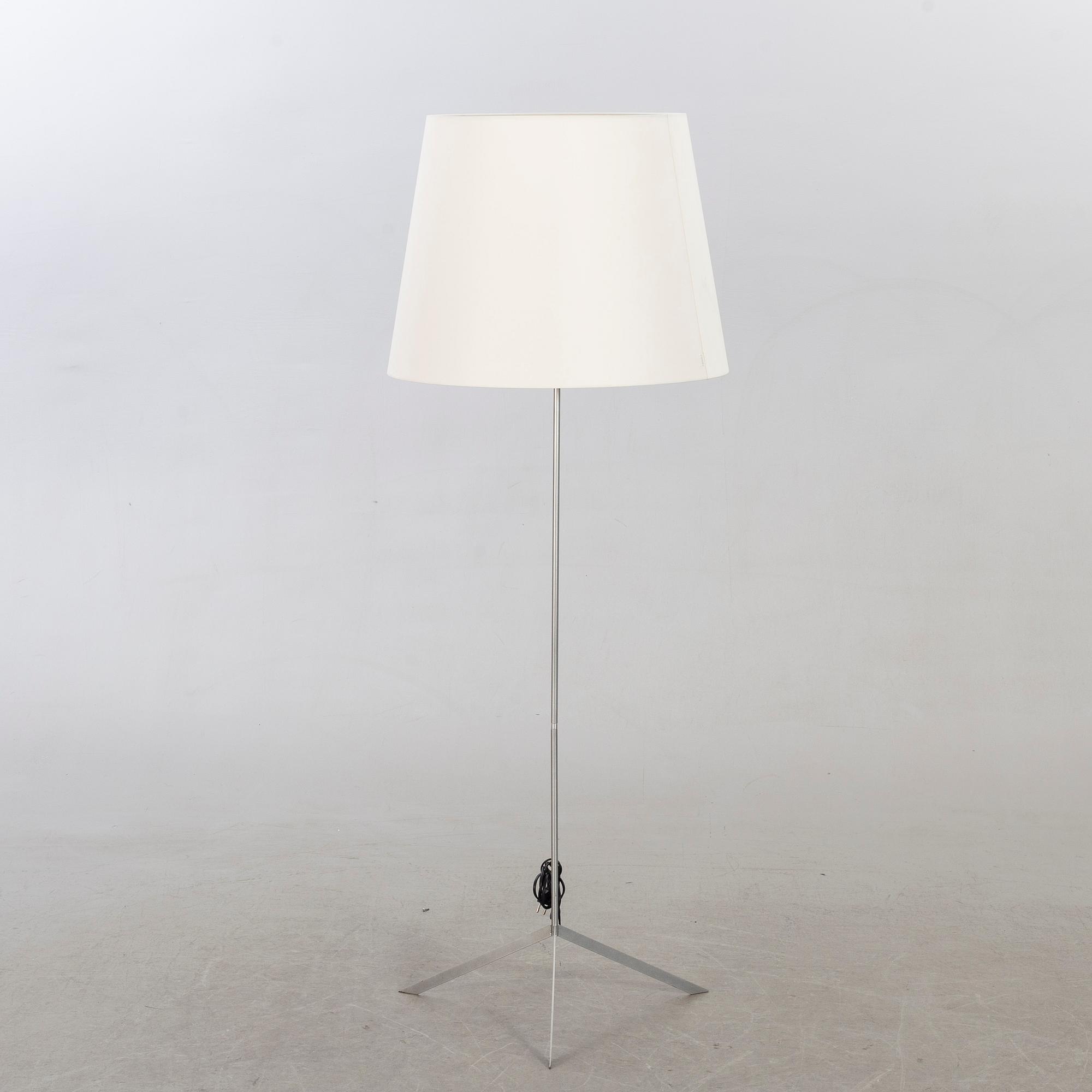 MARCEL WANDERS, floor lamp "Double Shade", Moooi.