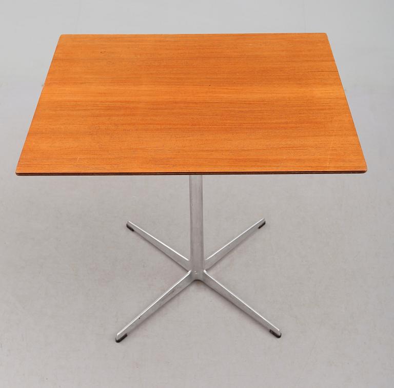 BORD, Fritz Hansen, Danmark, 1900-talets andra hälft.