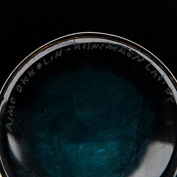 VAS, glas och silver, signerad Aimo Okkolin Riihimäen Lasi Oy.