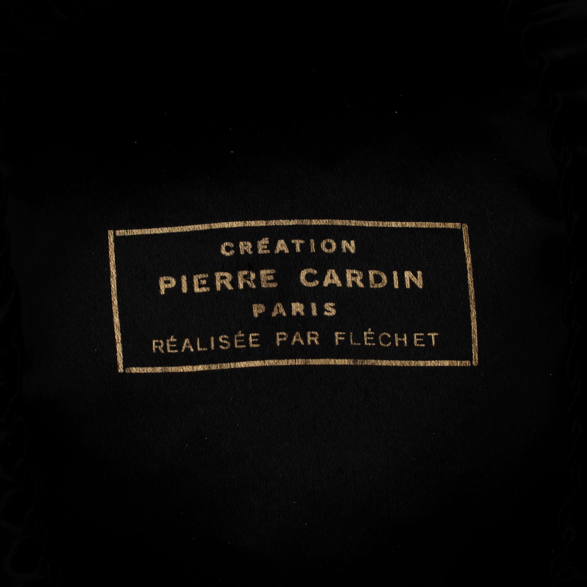 PIERRE CARDIN, hatt.