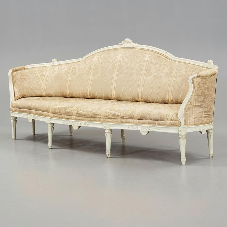 A Gustavian late 18th century sofa by Höglander, master 1777.